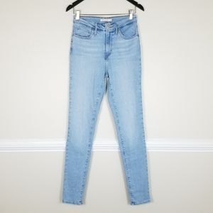 Levi's 721 High Rise Skinny Jeans A0120